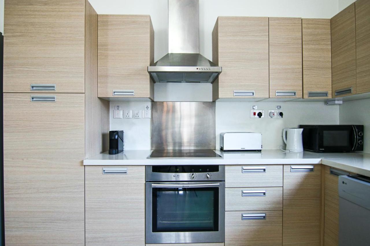 Phaedrus Living - City View Luxury Flat Harbour 03 Ларнака Екстер'єр фото